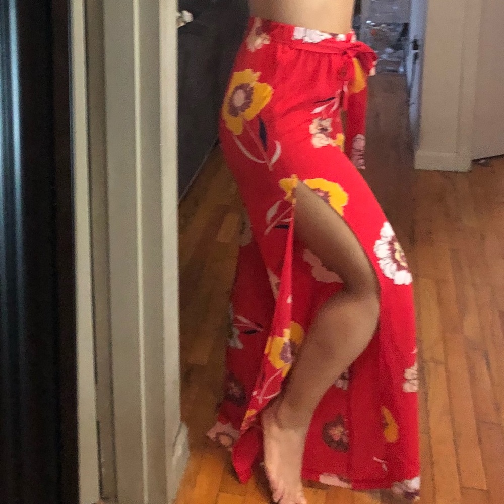 Red printed pants